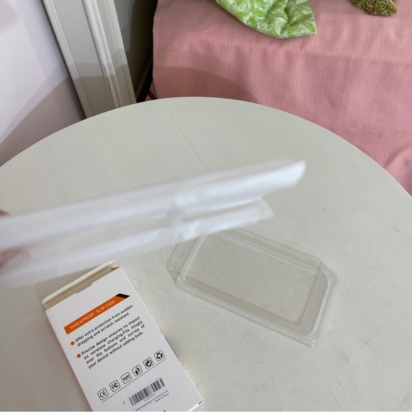 Samsung S 21 6.2" clear case - Picture 4 of 4